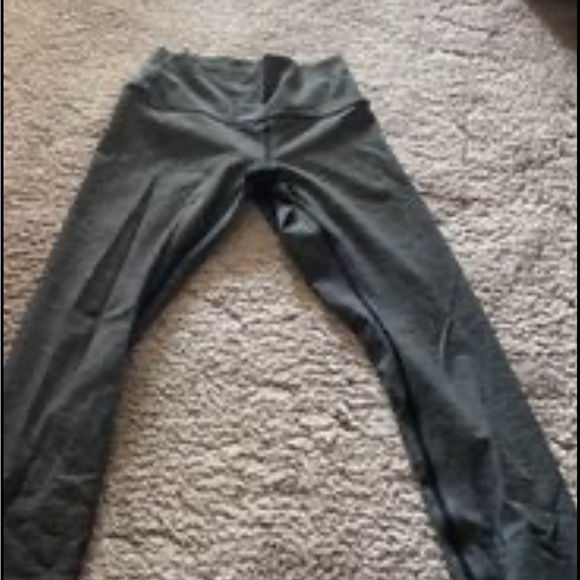 Wunder under size 4 lulu lemon leggings - Picture 1 of 2